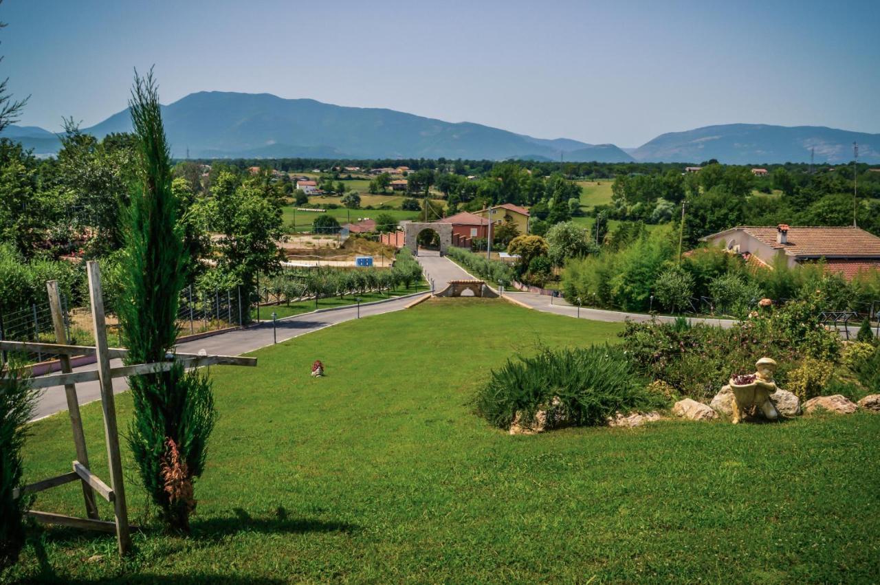 Agriturismo Ciociaro " Il Colle " Hotel Ristorante เชปราโน ภายนอก รูปภาพ