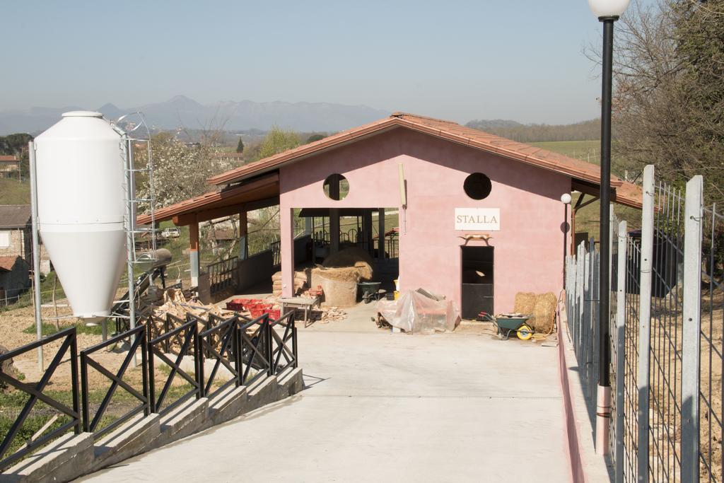 Agriturismo Ciociaro " Il Colle " Hotel Ristorante เชปราโน ภายนอก รูปภาพ