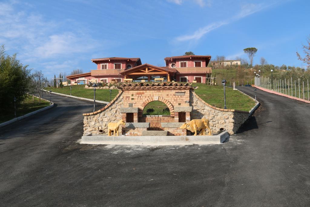 Agriturismo Ciociaro " Il Colle " Hotel Ristorante เชปราโน ภายนอก รูปภาพ