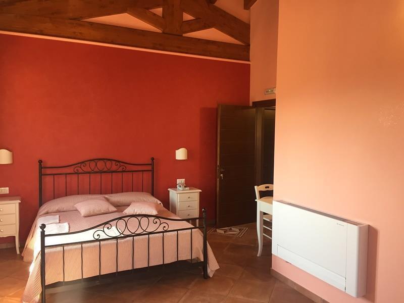 Agriturismo Ciociaro " Il Colle " Hotel Ristorante เชปราโน ภายนอก รูปภาพ