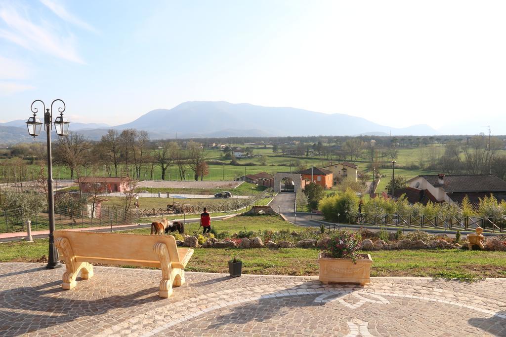 Agriturismo Ciociaro " Il Colle " Hotel Ristorante เชปราโน ภายนอก รูปภาพ